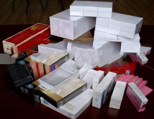 Automatische Transparente Filmverpackungsmaschine Hochgeschwindigkeits-Hochkonfigurationszellophanfilmverpackungsmaschine