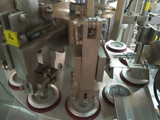 Aluminium- Zahnpasta-Rohr-Füllung und versiegelnde Maschine Plastik-40/Min 200ml