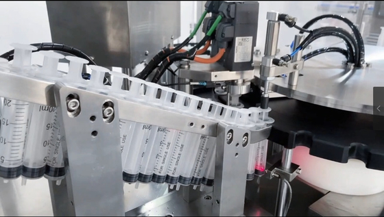 Automatische Füllmaschine für vorgefüllte aseptische Plastikspritzen