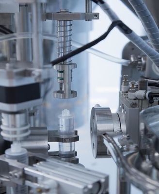 Hochgeschwindigkeits-Abfüllanlage für aseptische Spritzen