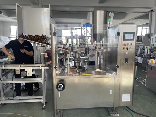 Kosmetische Paste Creme Kunststoffklebstoff Aluminium Weiches Kleines Rohrschwanz Hochgeschwindigkeitskolbenfüll- und Dichtungsverpackungsmaschine