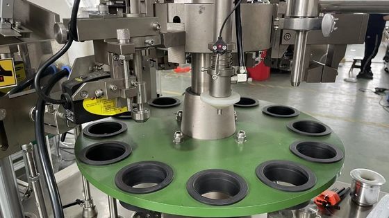 Füllende und versiegelnde Maschinenkosmetische Sahnerohr-Zahnpastarohr-Aluminiumfüllmaschine des automatischen weichen Kunststoffrohrs