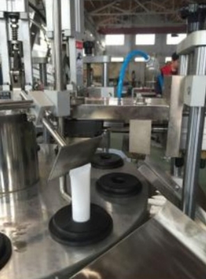 Rotary Salbe Kosmetische Creme Weichröhrchenfüll- und Dichtmaschine Wärmeditierung Verpackungsmaschine