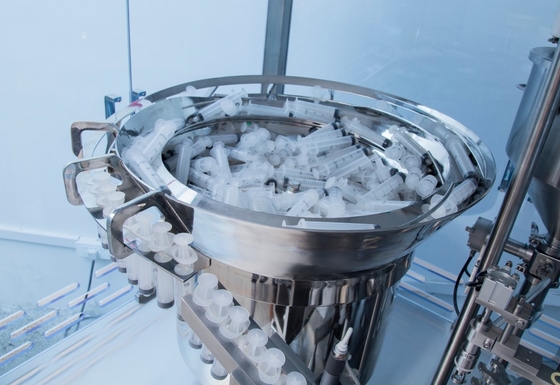 Vollautomatische Luer Lock Vorgefüllte aseptische Gel-Plastik-Injektionsspritze Füllmaschine