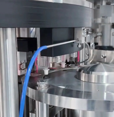 Hochleistungsvorgefüllte Spritze Projektlinie Flaschenverschluss und Verschluss Hochwertige automatische Füllmaschine