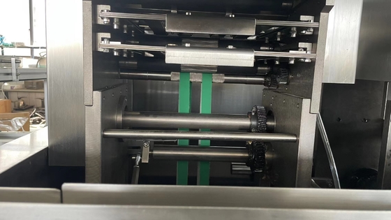 Vollautomatische Multifunktionsparfümseifenbox Kartonmachine für Zigaretten