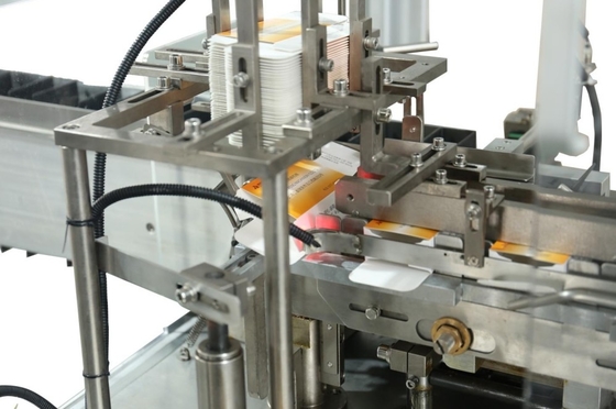 Hochgeschwindigkeits-Flaschenboxen-Maschine Kartonblatt-Verpackungsmaschine Automatische Kartonmaschine