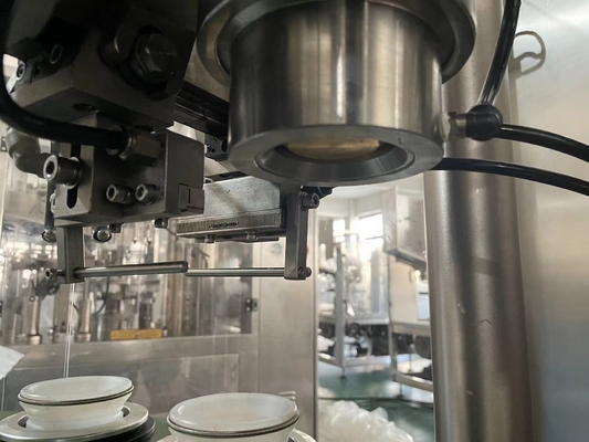 Automatische ständige Enddichtmaschine für Salbe Handcreme Zahnpasta Dosen kundenspezifische Verpackung Füllmaschine