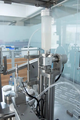 Automatische Hersteller Glasgel Vorgefüllte Steckdose Impfstoffspritze Füllmaschine