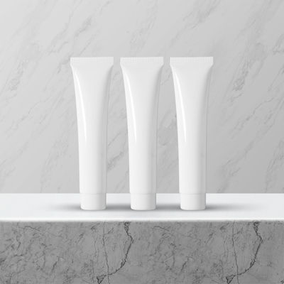 Kondensmilch-Schlauchfüll- und Verschließmaschine