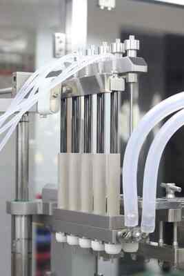 Hochpräzise Maschine zum Füllen und Verschließen von vorgefüllten Spritzen, Kartuschenfüllmaschine