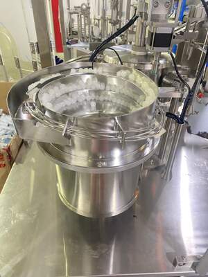 Veterinärmedizinische Spritzefüllmaschine