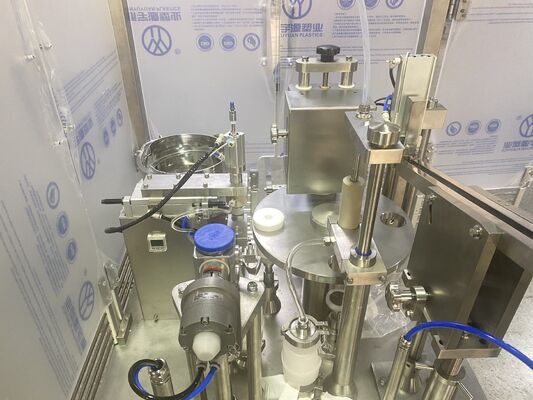 Automatische Spritzefüllmaschine für Pharmaunternehmen