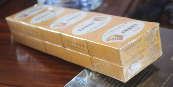 Full Auto Transparent Film Verpackungsmaschine, PVC Cellophane Film Verpackungsmaschine