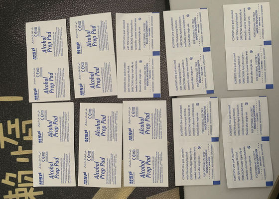 Automatische Einblatt-Wet Tissue-Verpackungsmaschine 3/4 Seitenversiegelungsbeutel-Verpackungsmaschine für Hotels